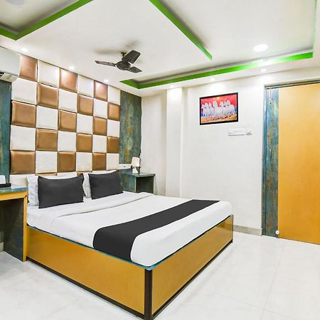 כלכותה Super Hotel O Tagore Park Ruby Road מראה חיצוני תמונה