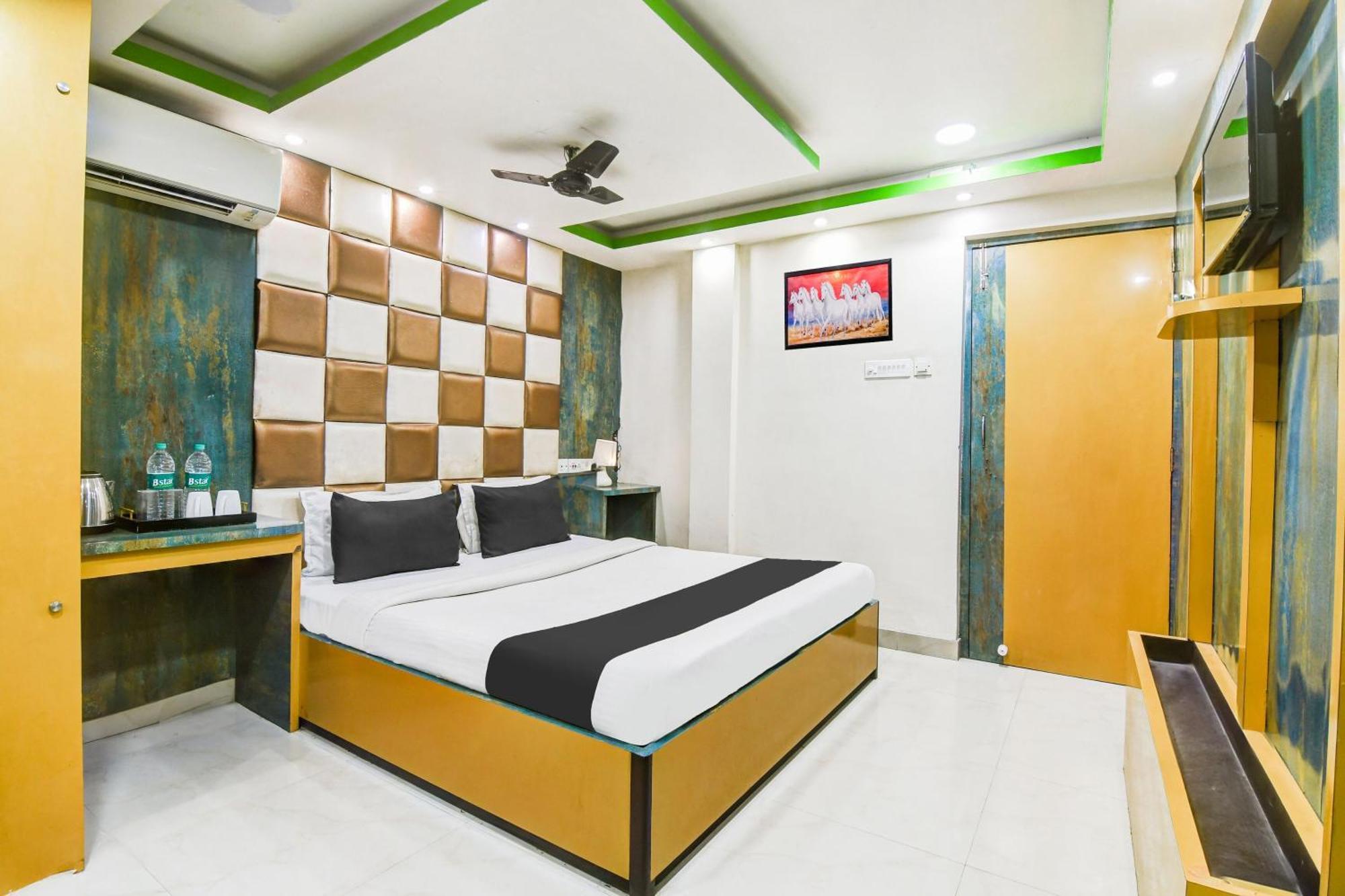 כלכותה Super Hotel O Tagore Park Ruby Road מראה חיצוני תמונה