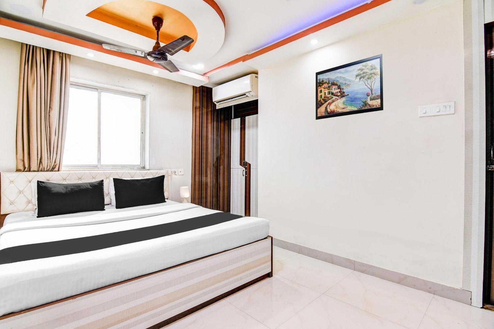 כלכותה Super Hotel O Tagore Park Ruby Road מראה חיצוני תמונה