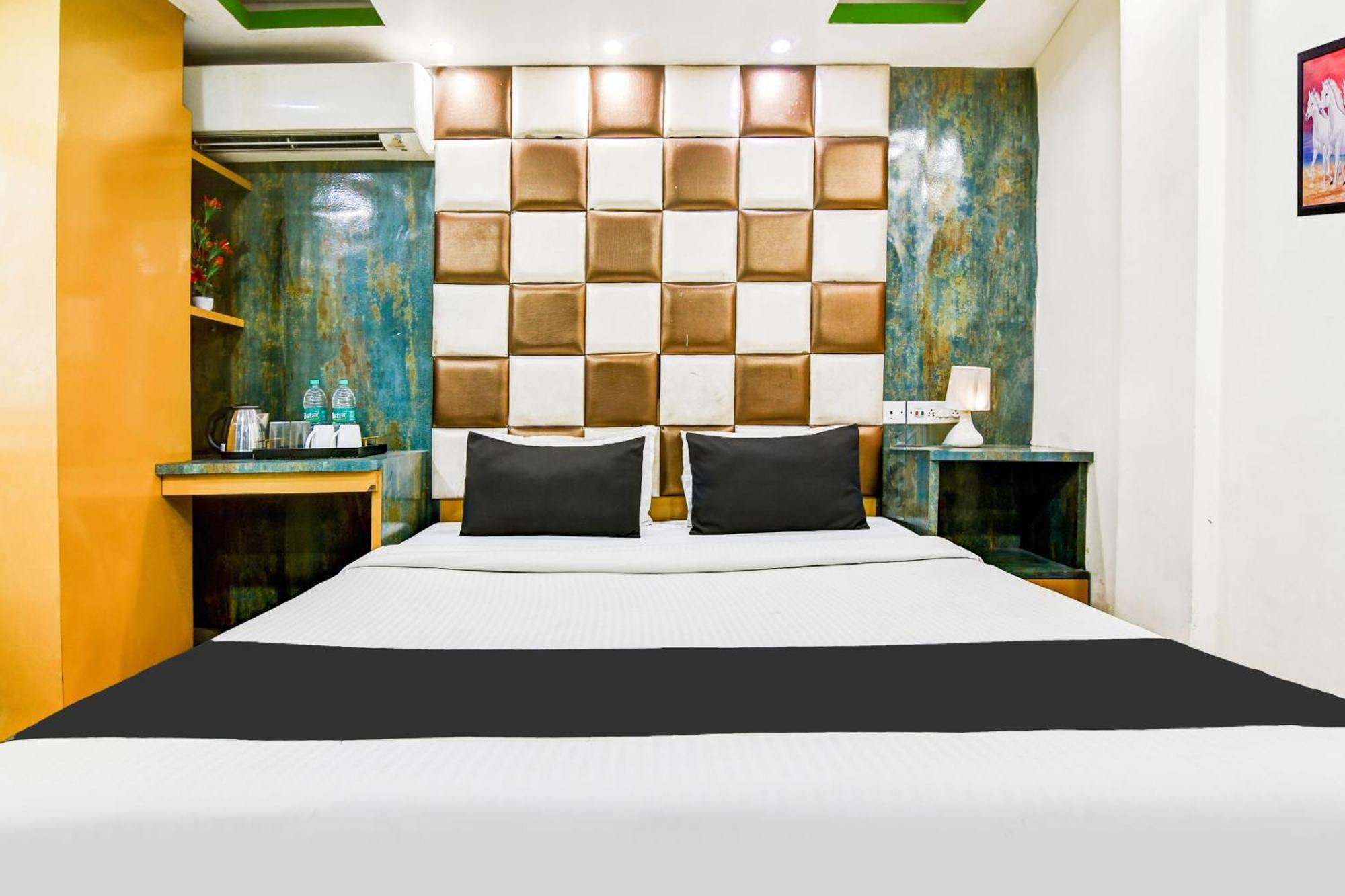 כלכותה Super Hotel O Tagore Park Ruby Road מראה חיצוני תמונה
